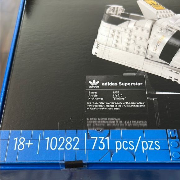 Adidas Originals Superstar LEGO Model - Picture 5 of 5